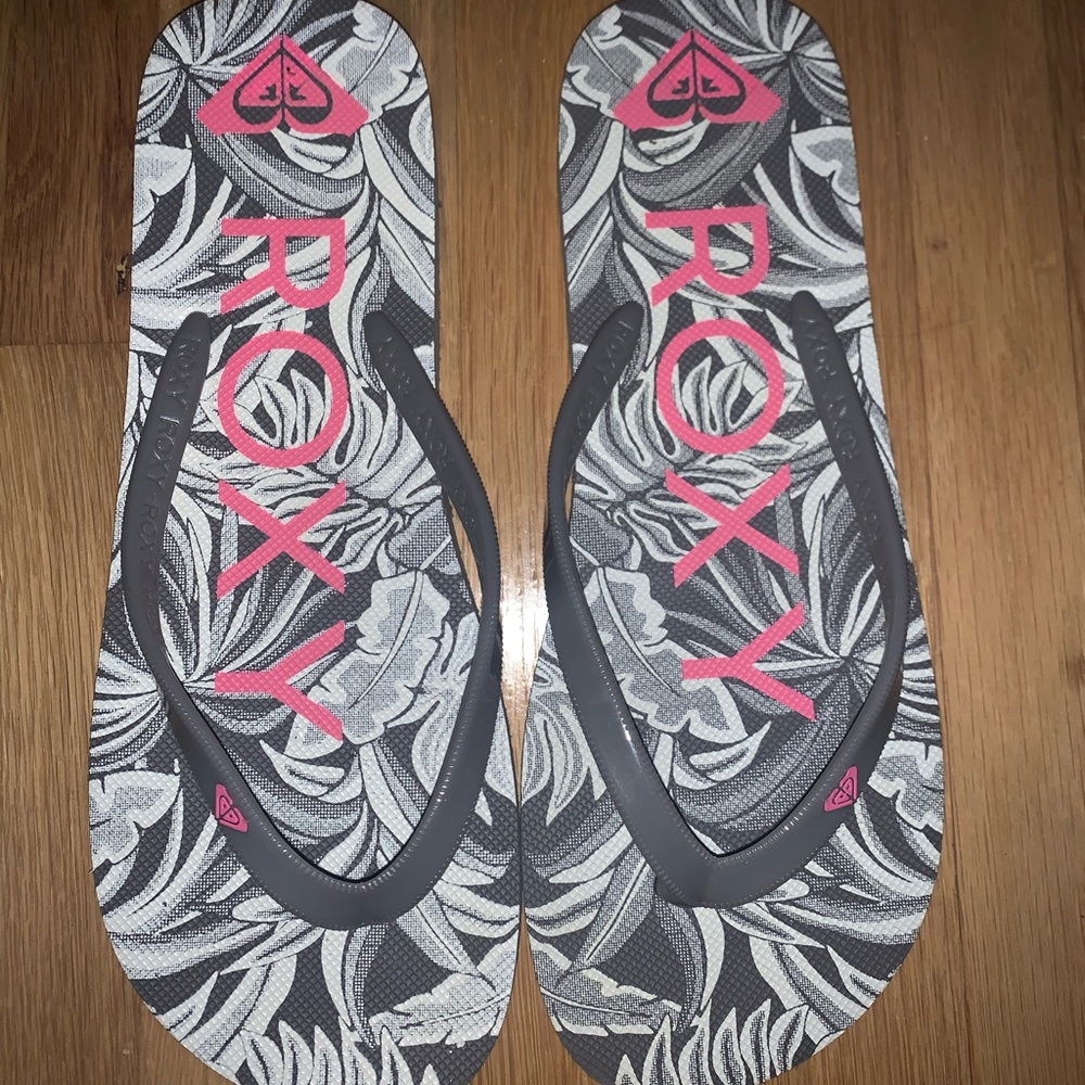 ROXY FLIP FLOPS